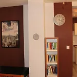 - Monteurwohnung Familie Houri *