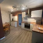 아파트 - Monteurwohnung Familie Houri