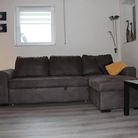 Houri Apartment Neupotz