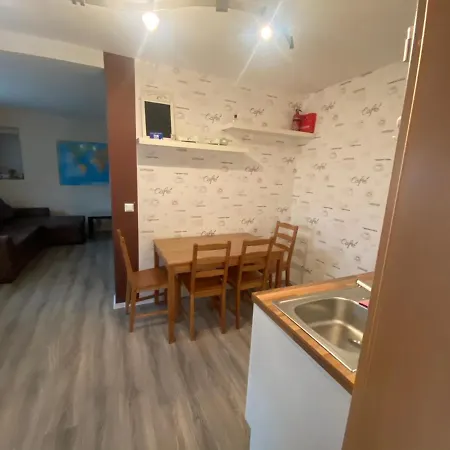 アパート - Monteurwohnung Familie Houri Neupotz