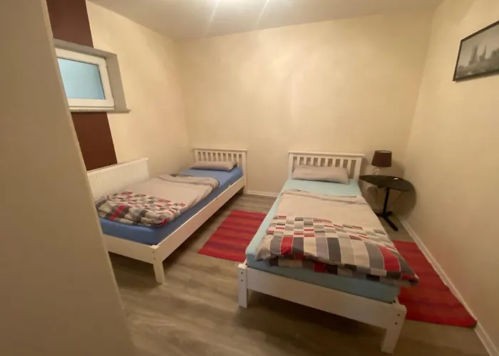 - Monteurwohnung Familie Houri Apartamento *