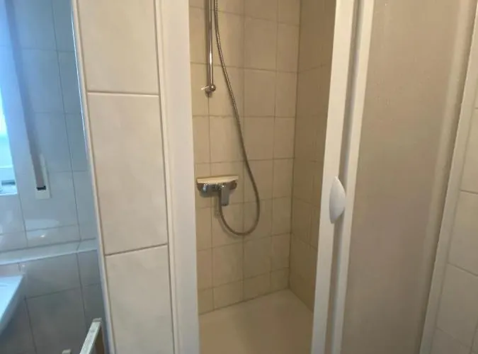 - Monteurwohnung Familie Houri Apartamento *