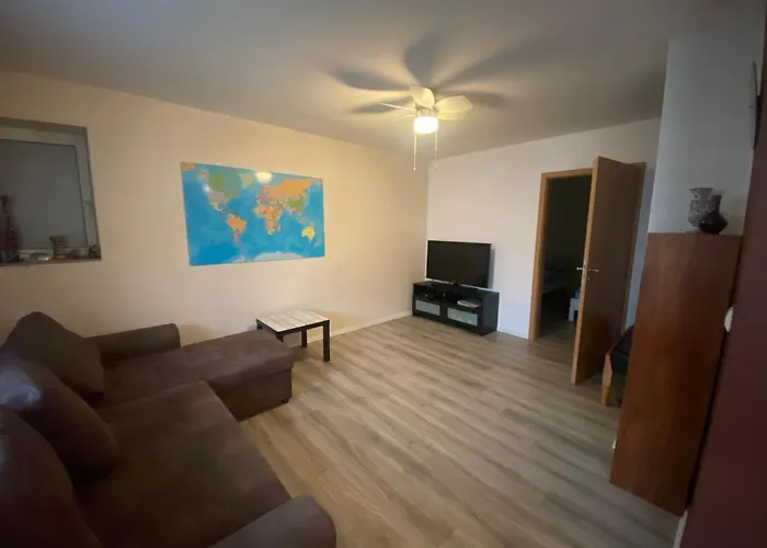 - Monteurwohnung Familie Houri Apartamento *