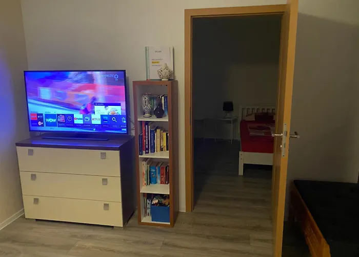 - Monteurwohnung Familie Houri *