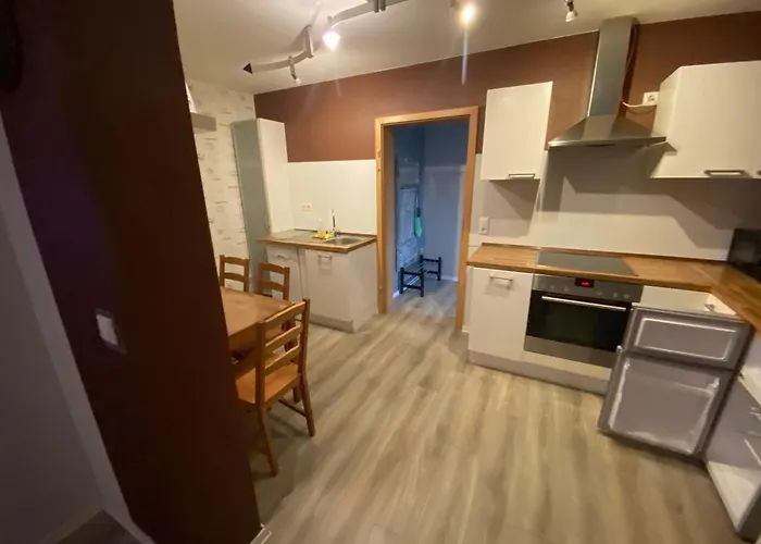 - Monteurwohnung Familie Houri *